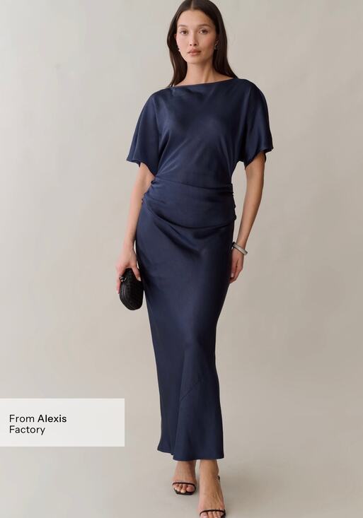 o.p.t Dresses & Skirts - New O.P.T Wren navy blue gown Dress $272 size 4